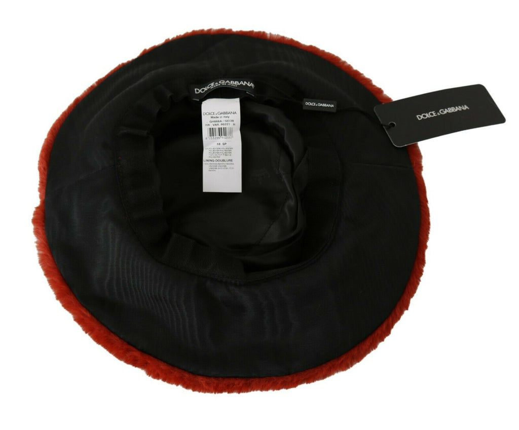 Elegant red peaked cap with logo details