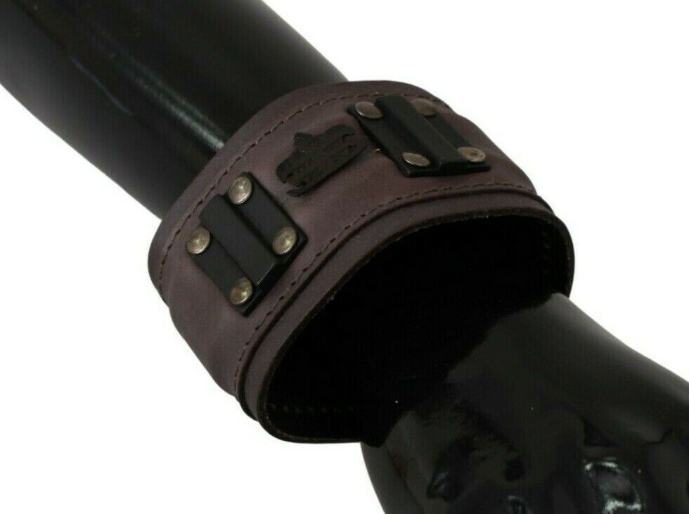 Elegant unisex leather bracelet