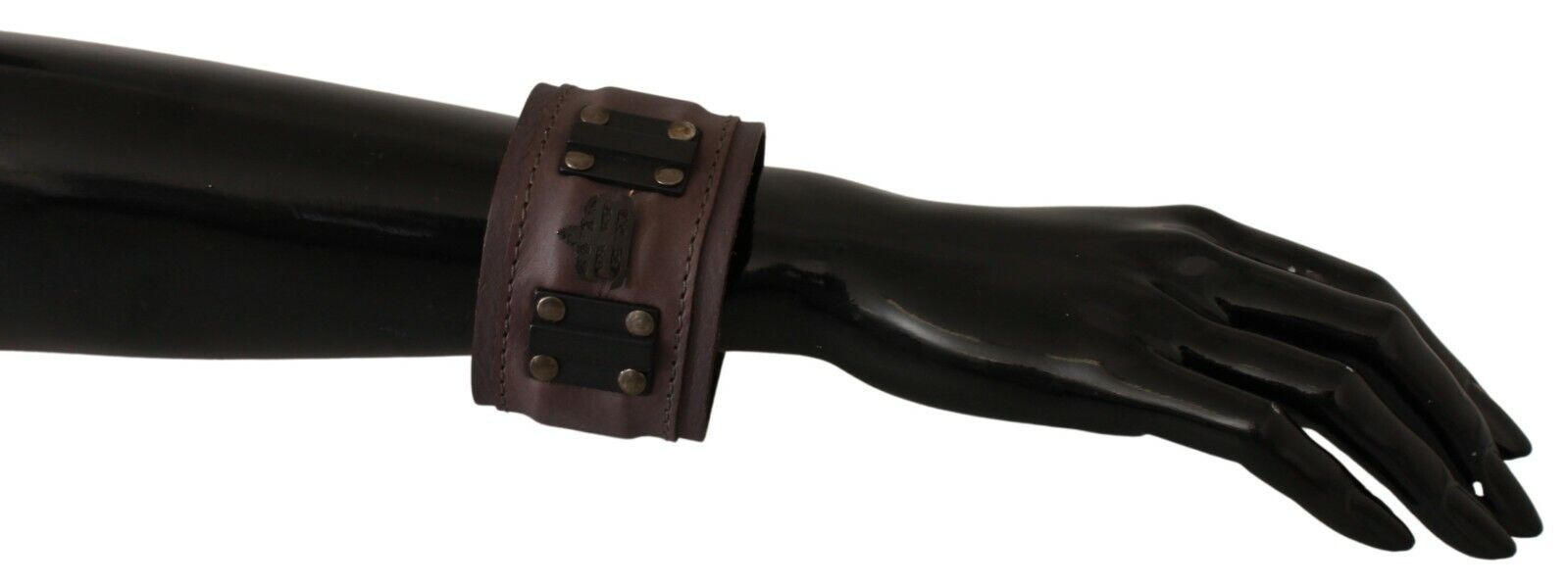 Elegant unisex leather bracelet