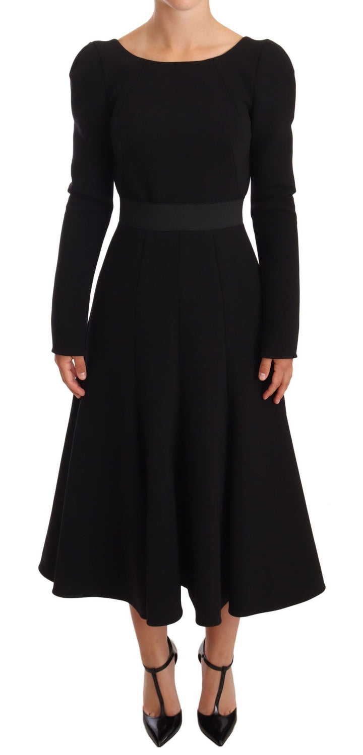 Elegantes Schwarzes Stretch-Scheidenkleid in der Mitte der Wade