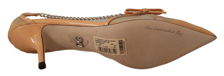 Elegant beige mesh pumps with silver chains