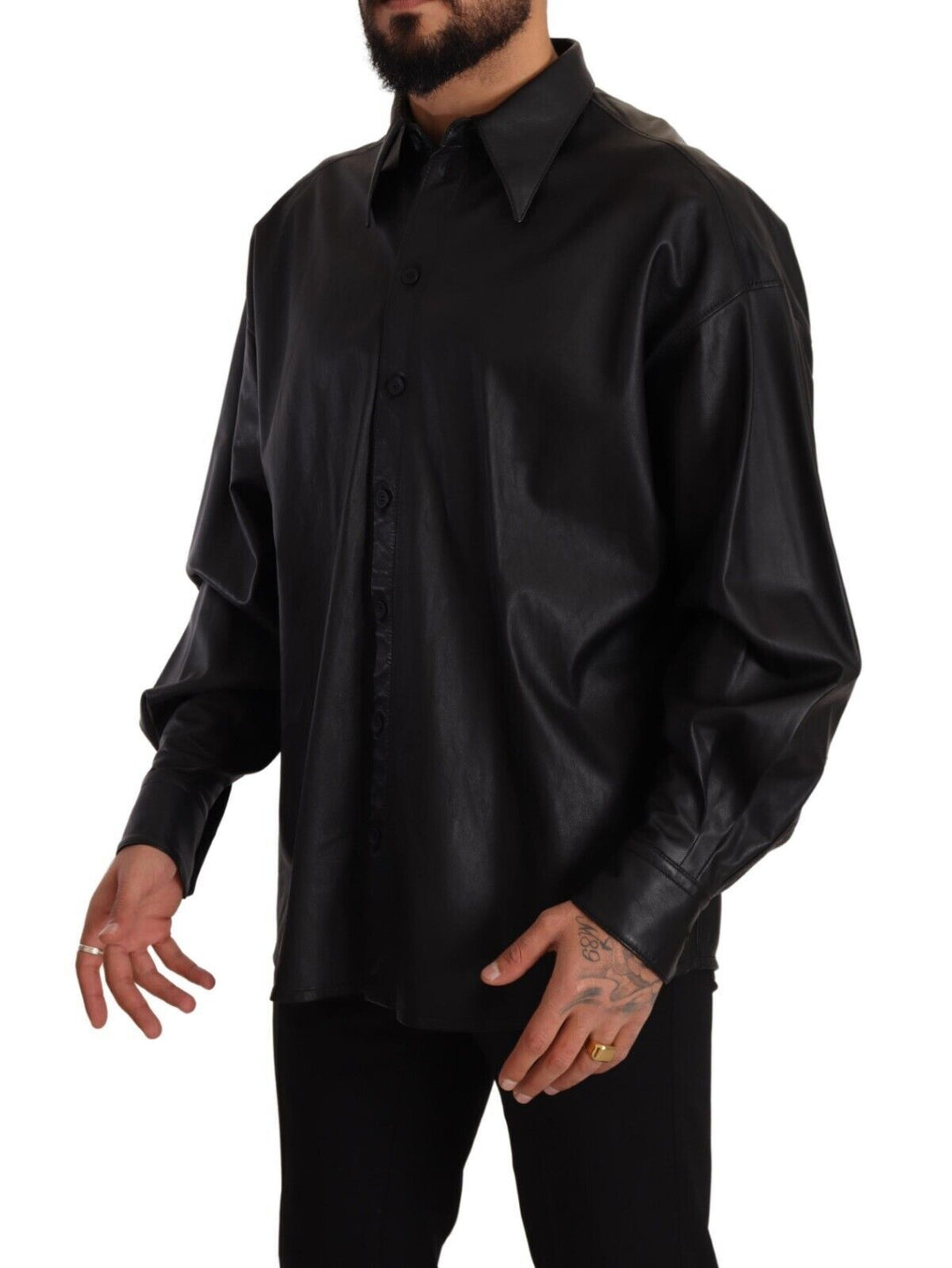 Elegant black leather jacket