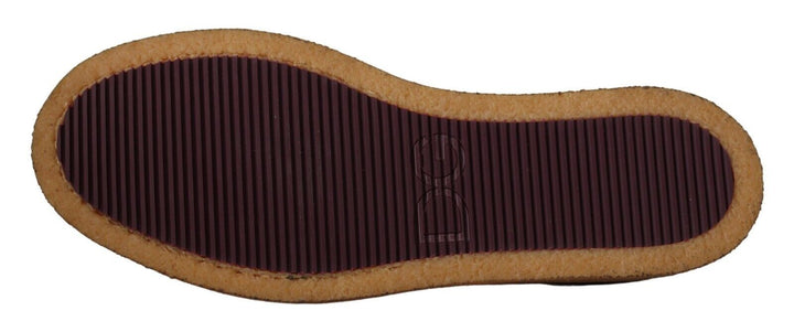 Elegant suede loafers with crocodile in brown