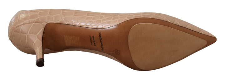 Elegant beige leather pumps