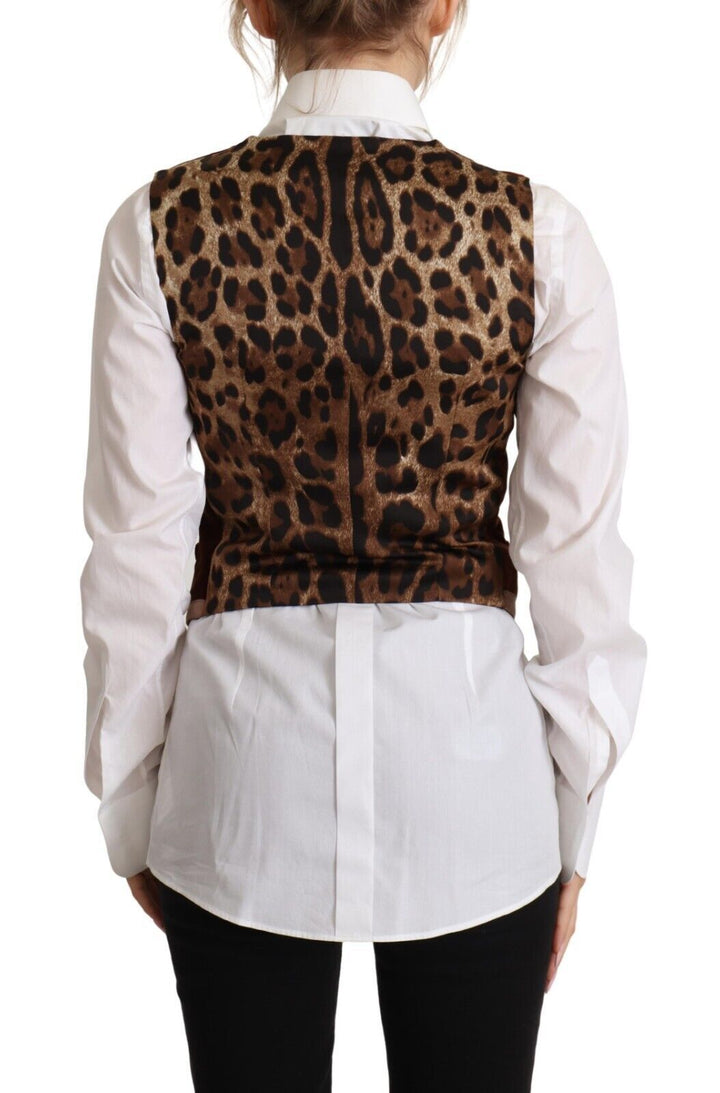 Elegant burgundy velvet sleeveless top