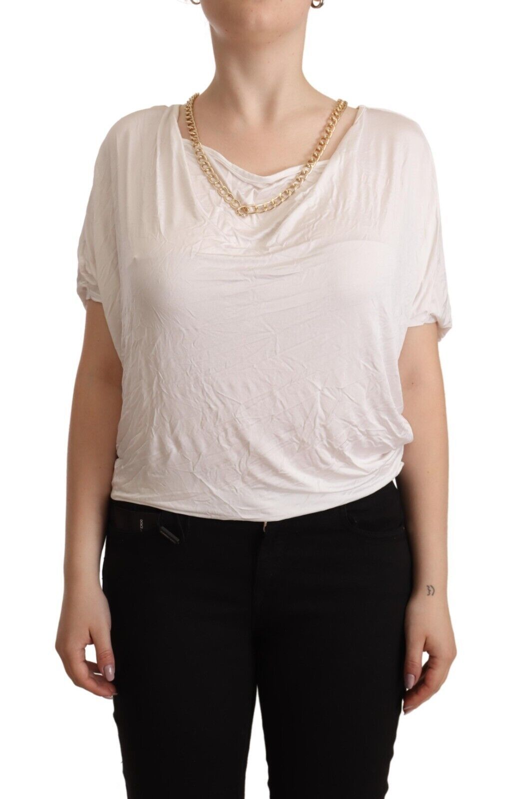 Weißes Kurzarm-T-Shirt mit Goldkette