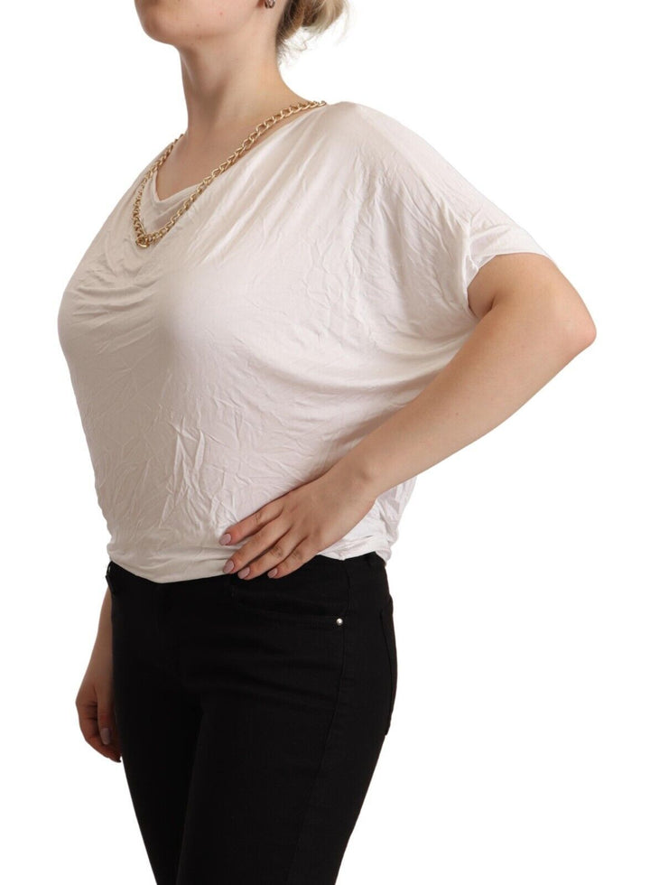 Elegant T-shirt top with white gold chain