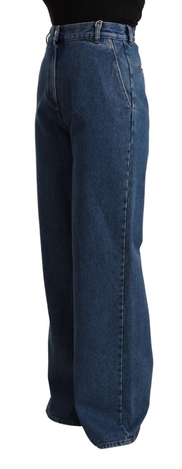 Chic boot cut denim with high waist