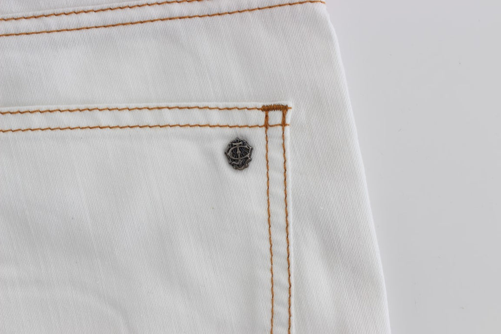 Chic white slim fit denim