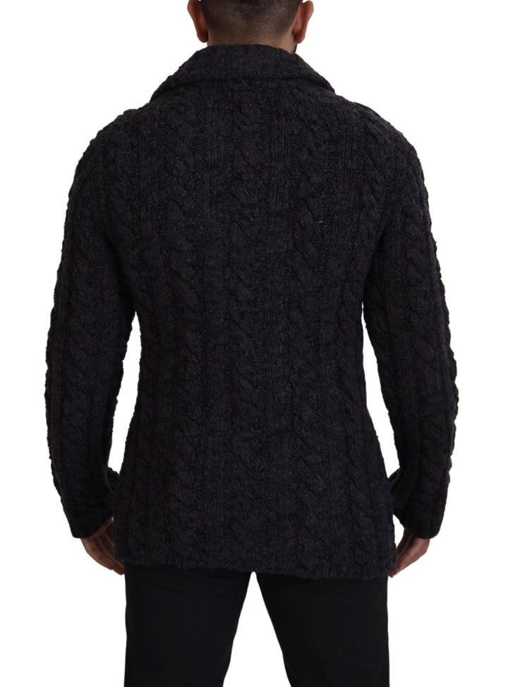 Elegant double-breasted coat made of wool and cashmere