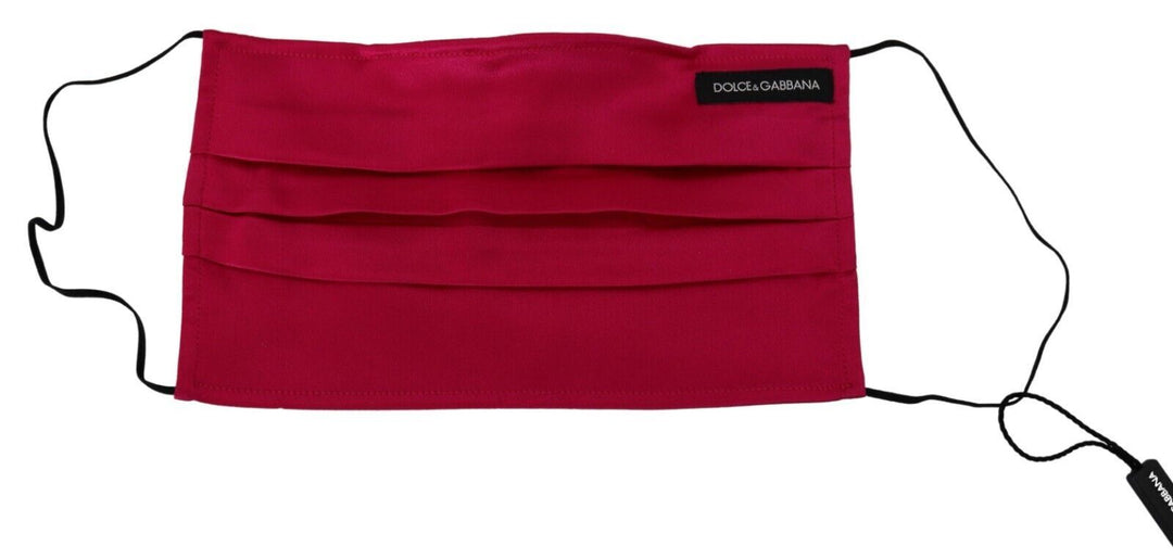 Elegant red cotton face mask with pleats