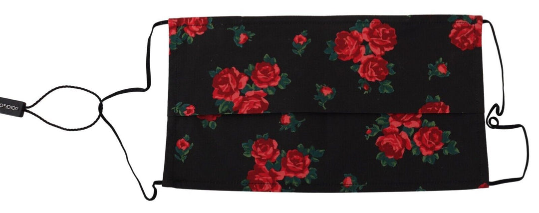 Elegant floral face mask made of folded cotton