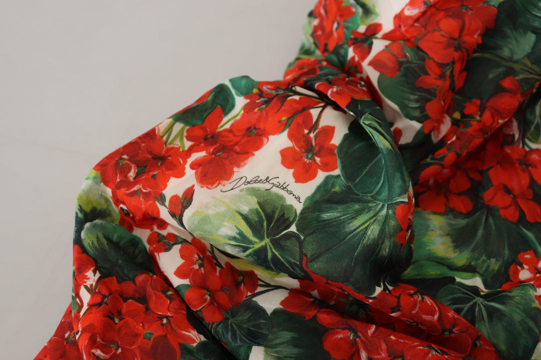 Charming sheath dress with floral print