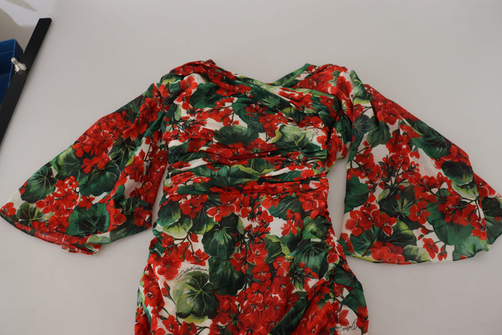 Charming sheath dress with floral print