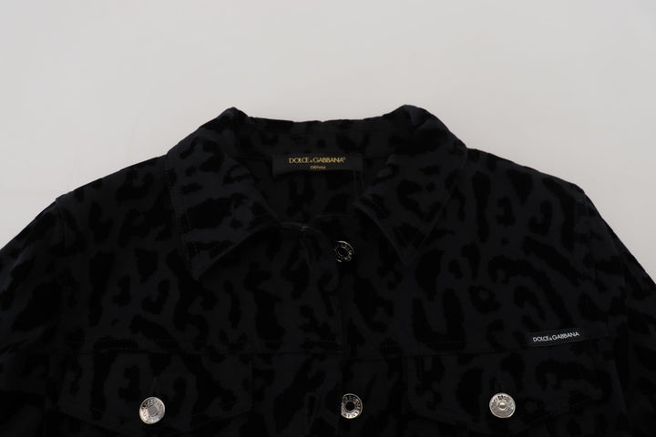 Chic denim jacket with leopard print