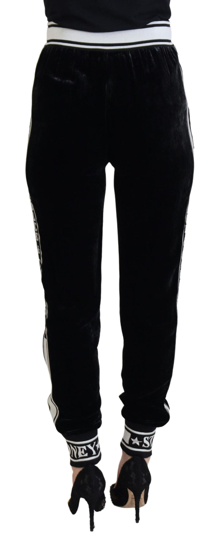 Elegant velvet trousers - timeless black luxury