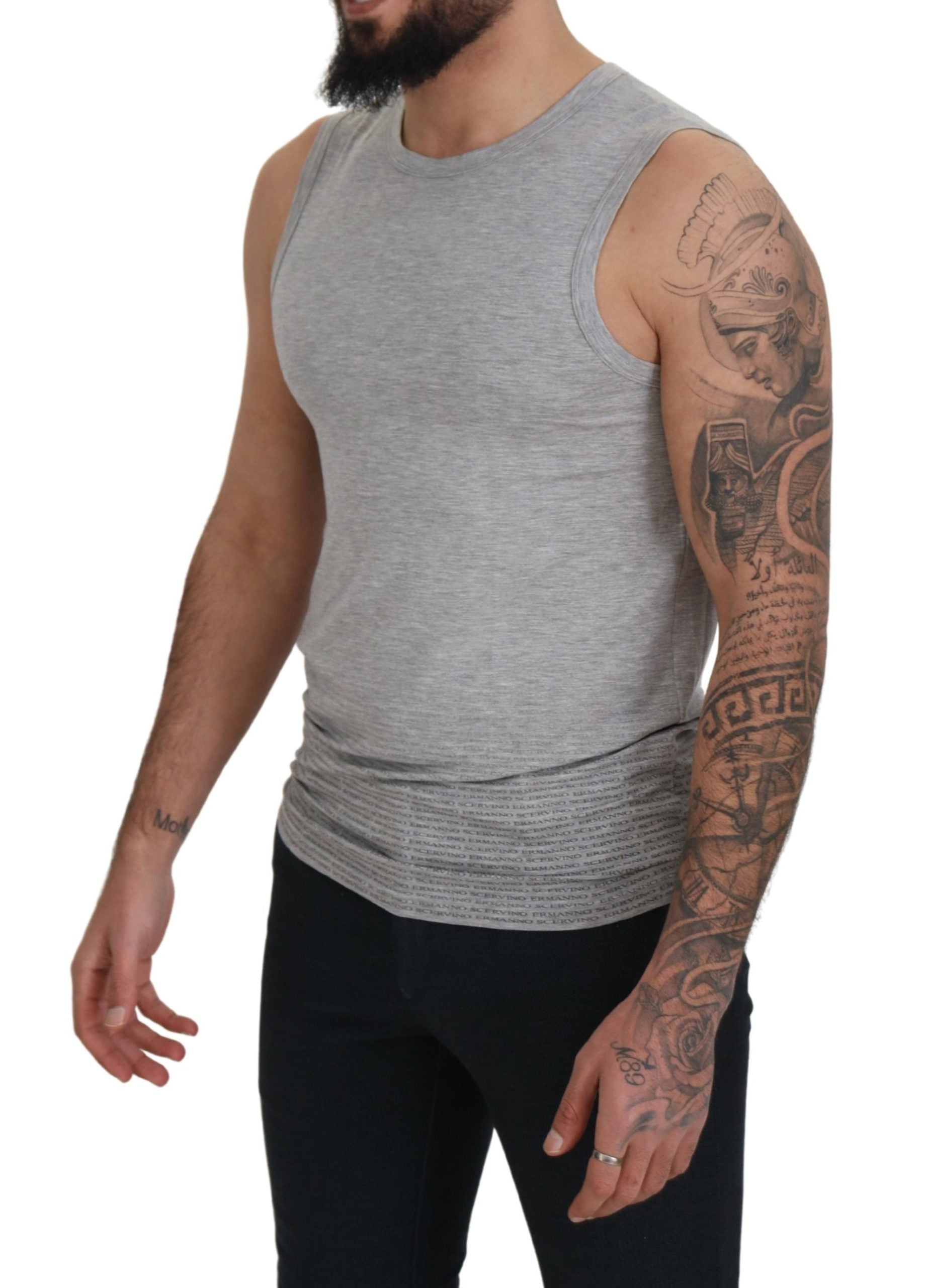 Chic grey sleeveless T-shirt with round neck