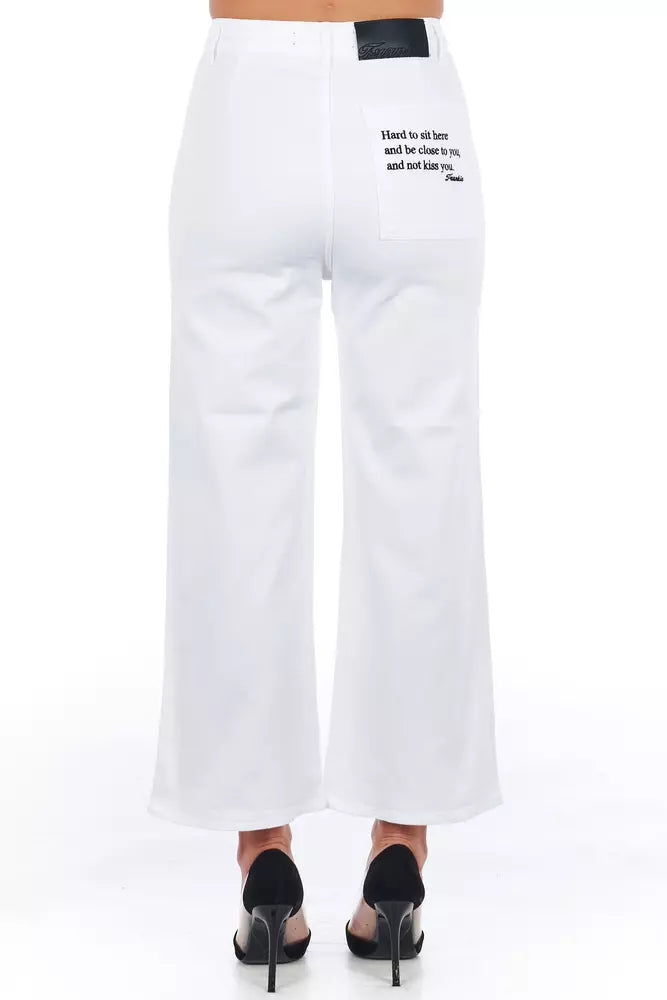 White cotton women's cropped pants