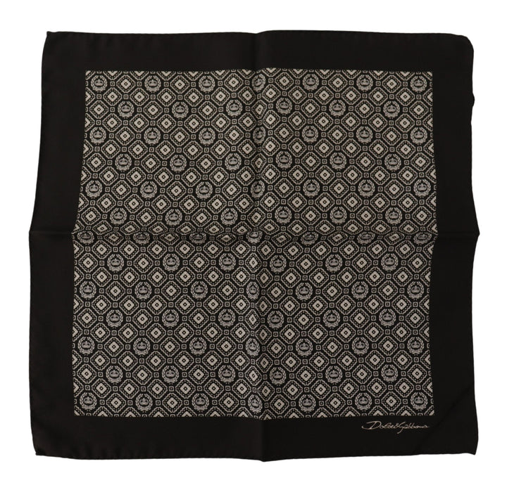 Elegant men's scarf made of black silk
