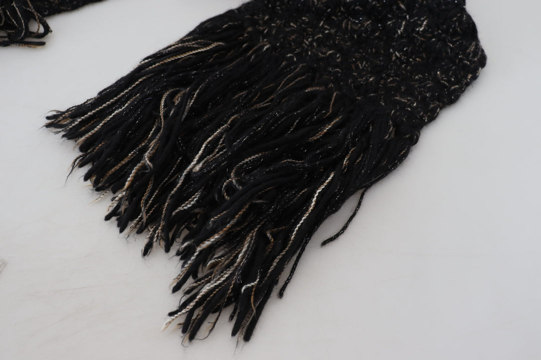 Elegant scarf made of black virgin wool blend
