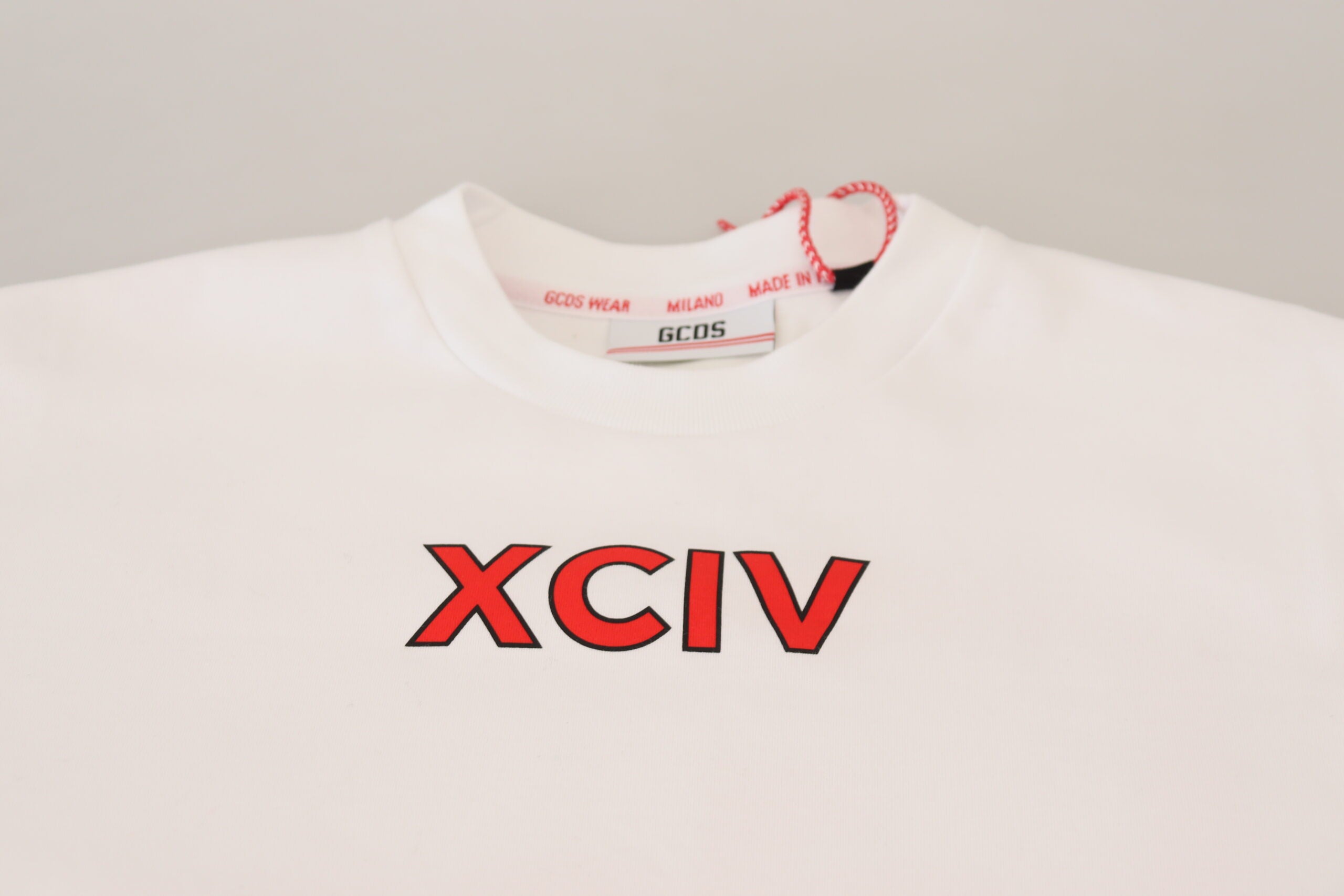 Beautiful authentic GCDS cotton T-shirt