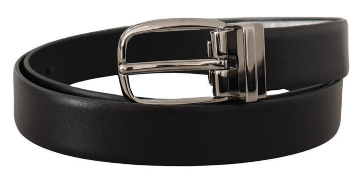 Schwarzes Leder Silber Metall Chrom Logo Schnalle Gürtel