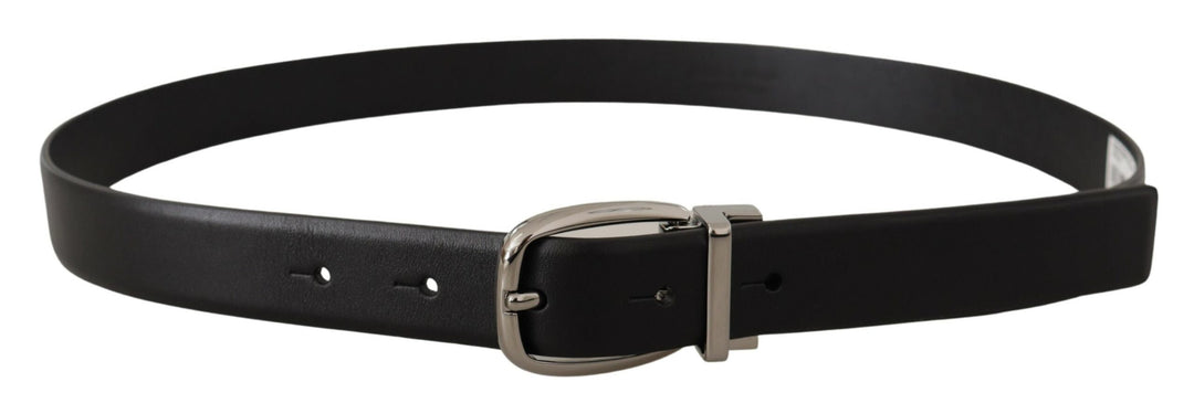 Schwarzes Leder Silber Metall Chrom Logo Schnalle Gürtel