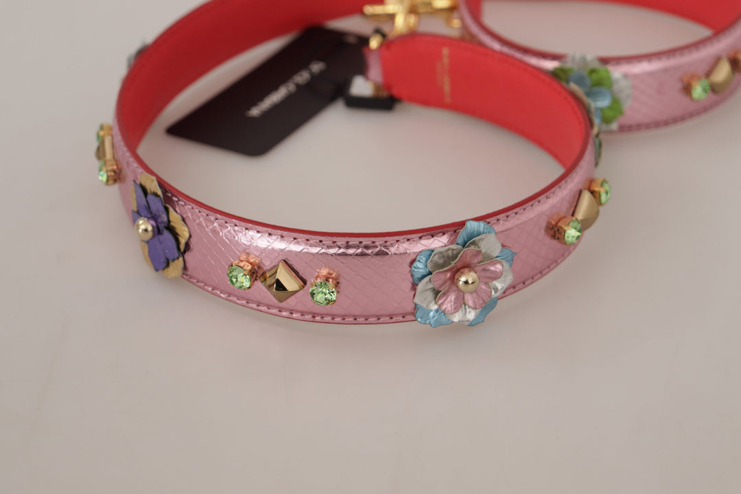 Elegant shoulder strap made of pink metallic leather