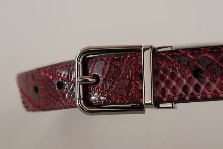 Elegant red belt made of exotic leather