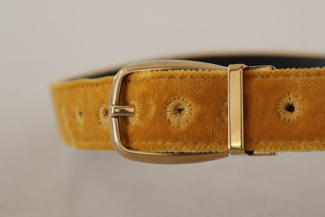 Eleganter Samtgürtel mit goldener Schnalle für Damen