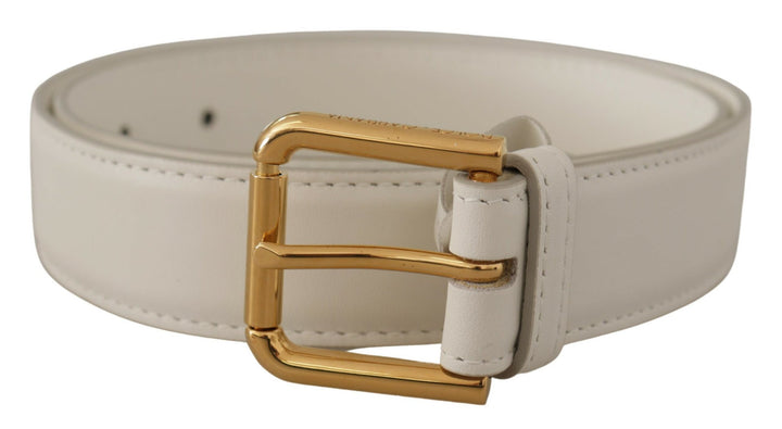 Chic white leather belt with gold-engraved buckle