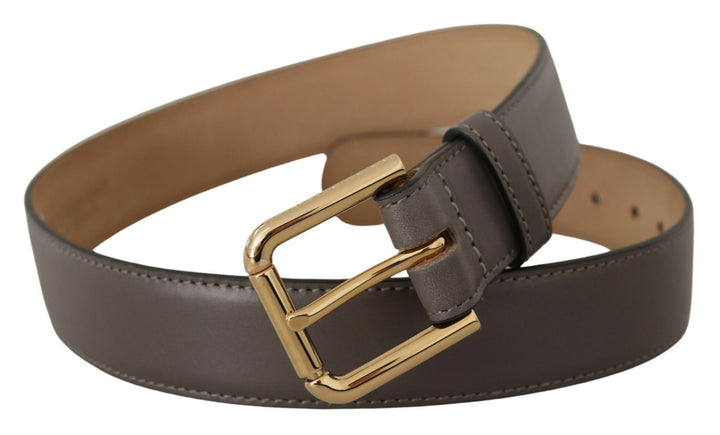 Elegant leather belt with engraved buckle