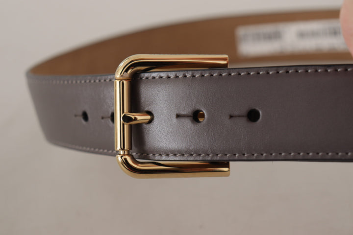 Elegant leather belt with engraved buckle
