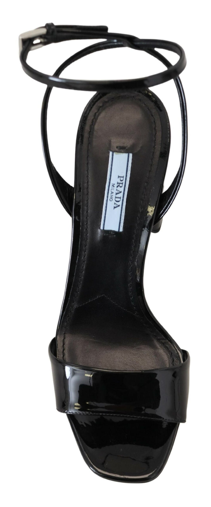 Increase your elegance with shiny black heels