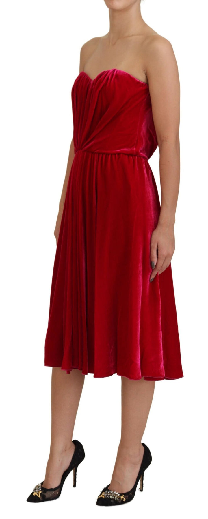 Charming strapless midi dress in dark pink
