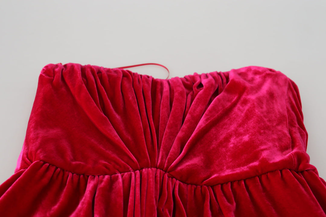 Charming strapless midi dress in dark pink
