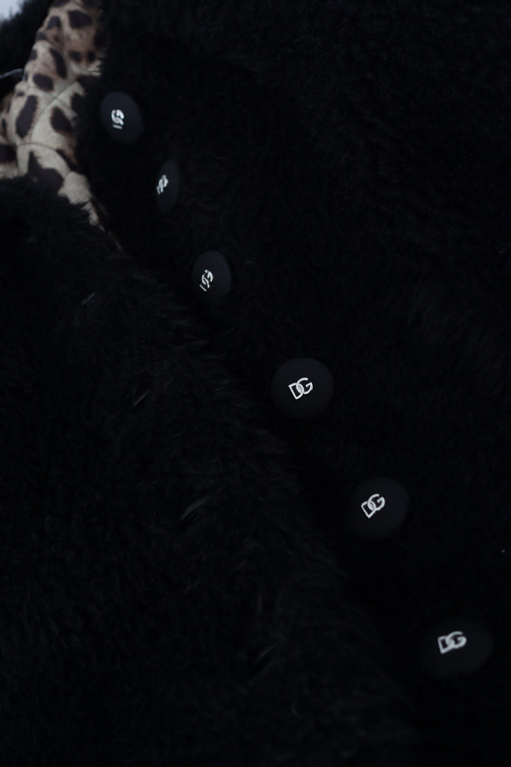 Elegant black cashmere blend coat