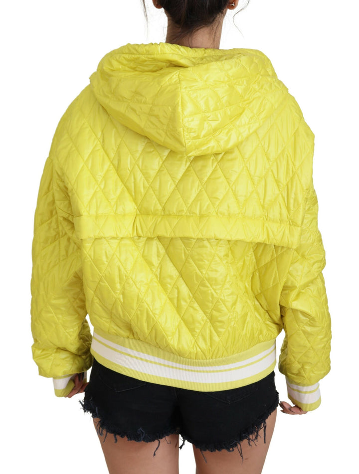 Gelbe Nylon Steppjacke mit Kapuze und Pullover
