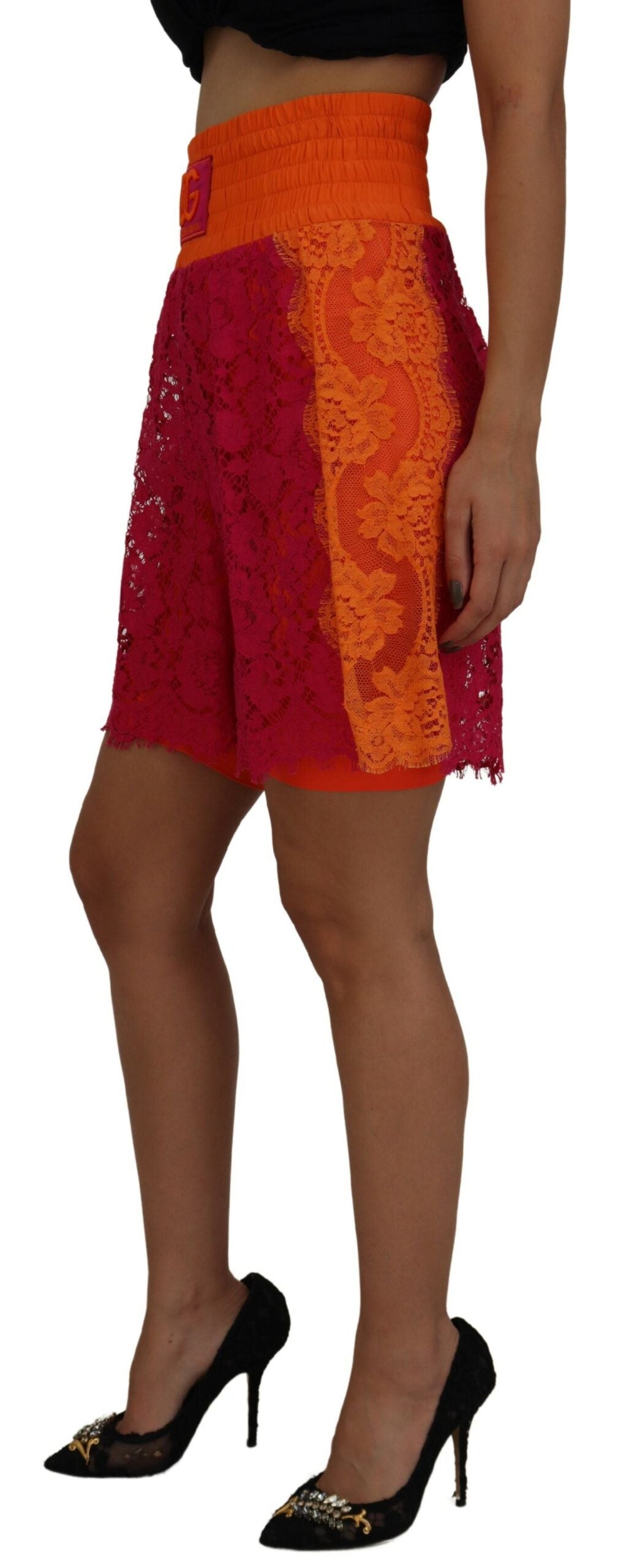 Elegant high-waisted lace shorts in two shades