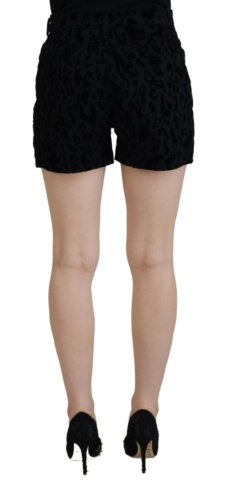 Chic mid-waist hot pants shorts