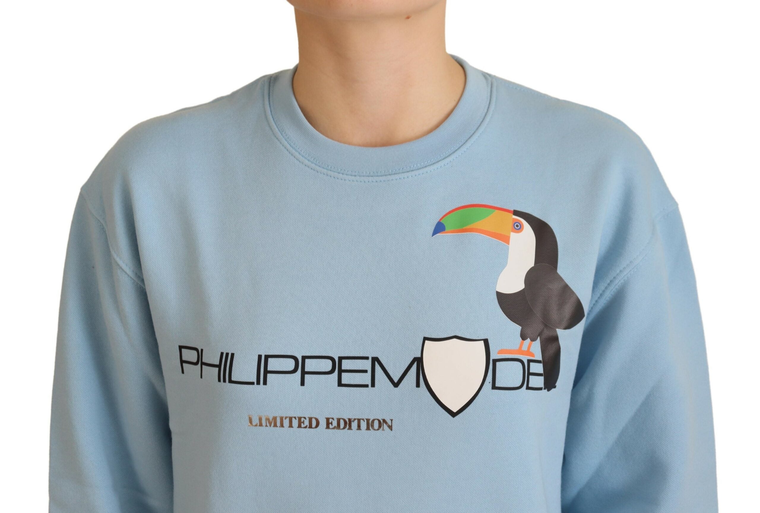 Hellblauer Pullover mit Logodruck und langen Ärmeln