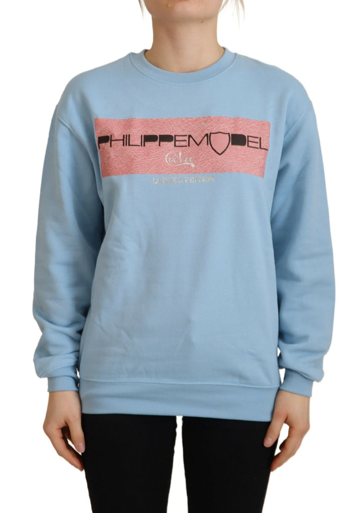 Elegant light blue long-sleeved sweater