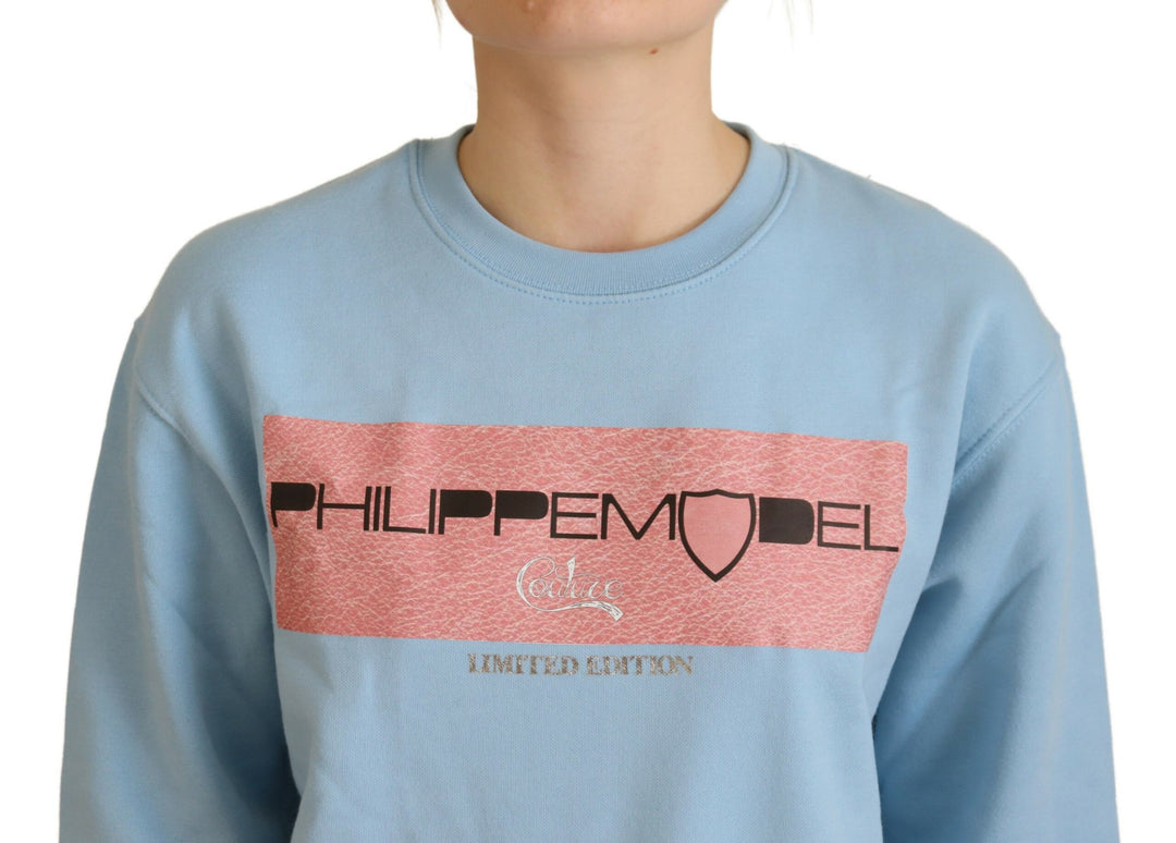 Elegant light blue long-sleeved sweater