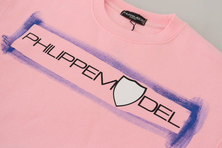 Elegant pink long-sleeved sweater