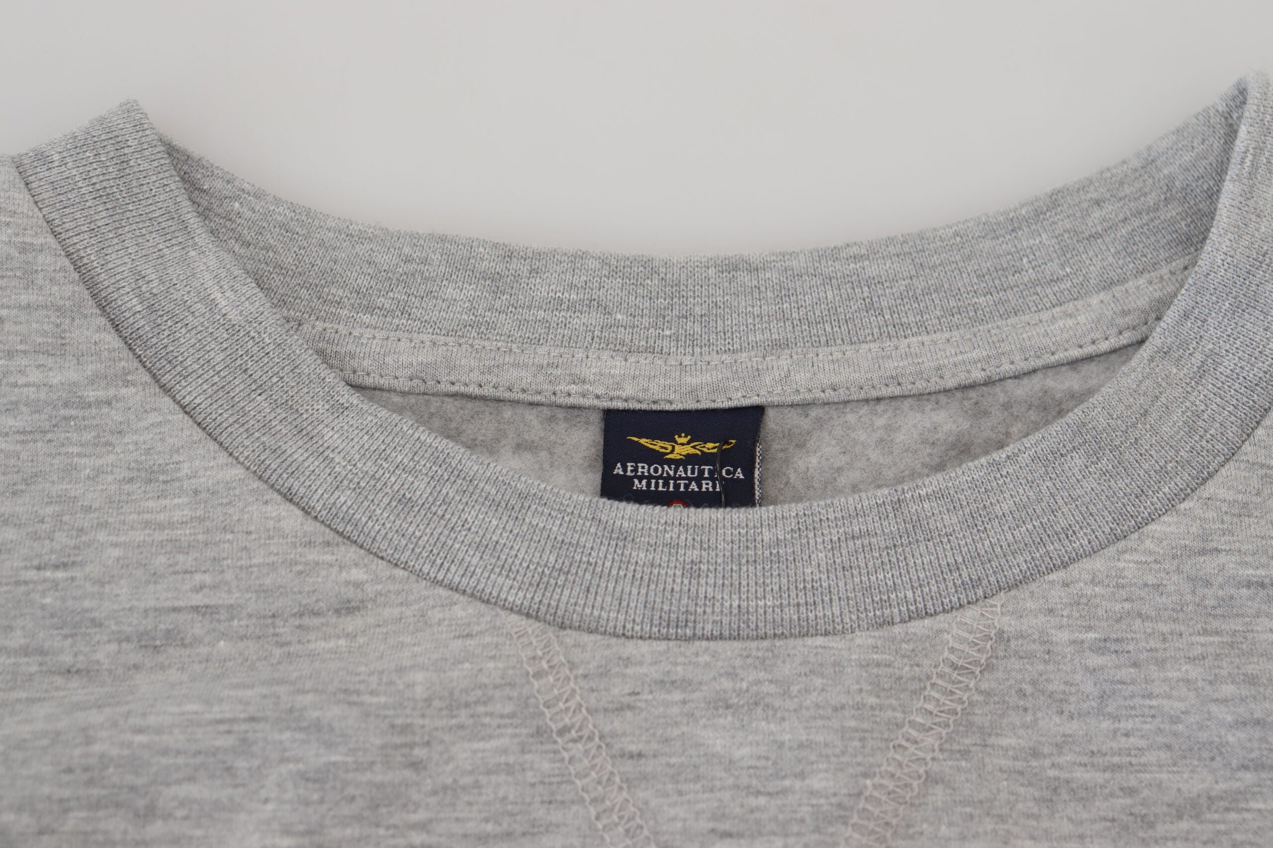 Elegant grey sweater