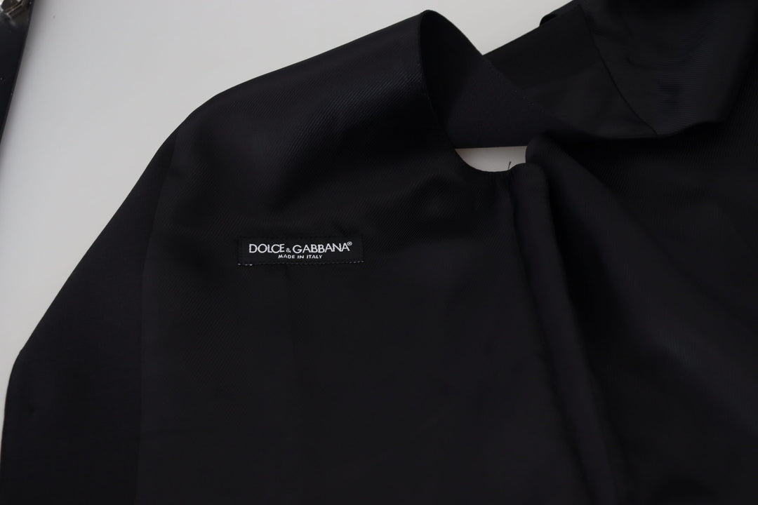 Elegant black vest for formal occasions