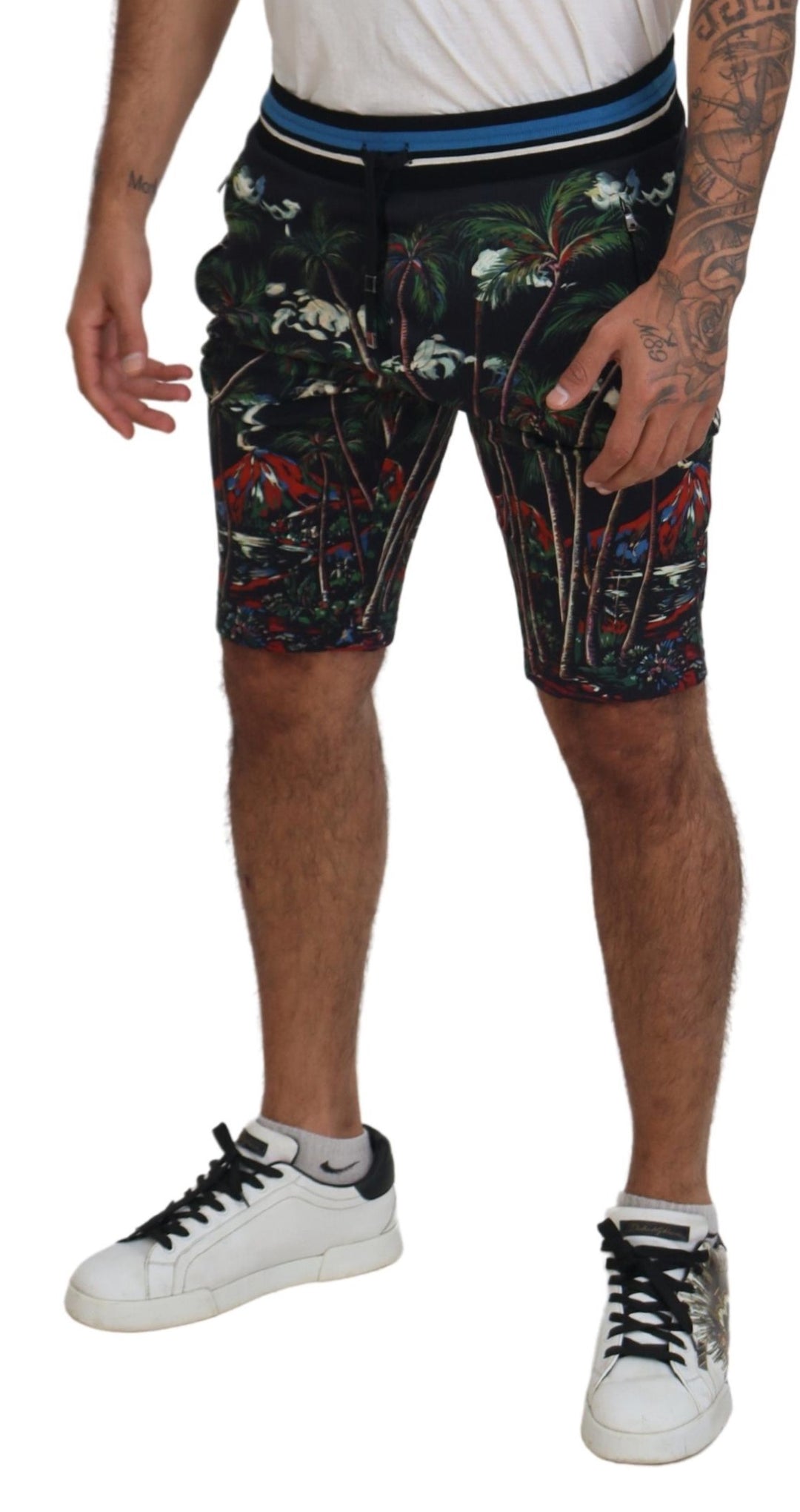 Lässige knielange Shorts mit Vulkandruck