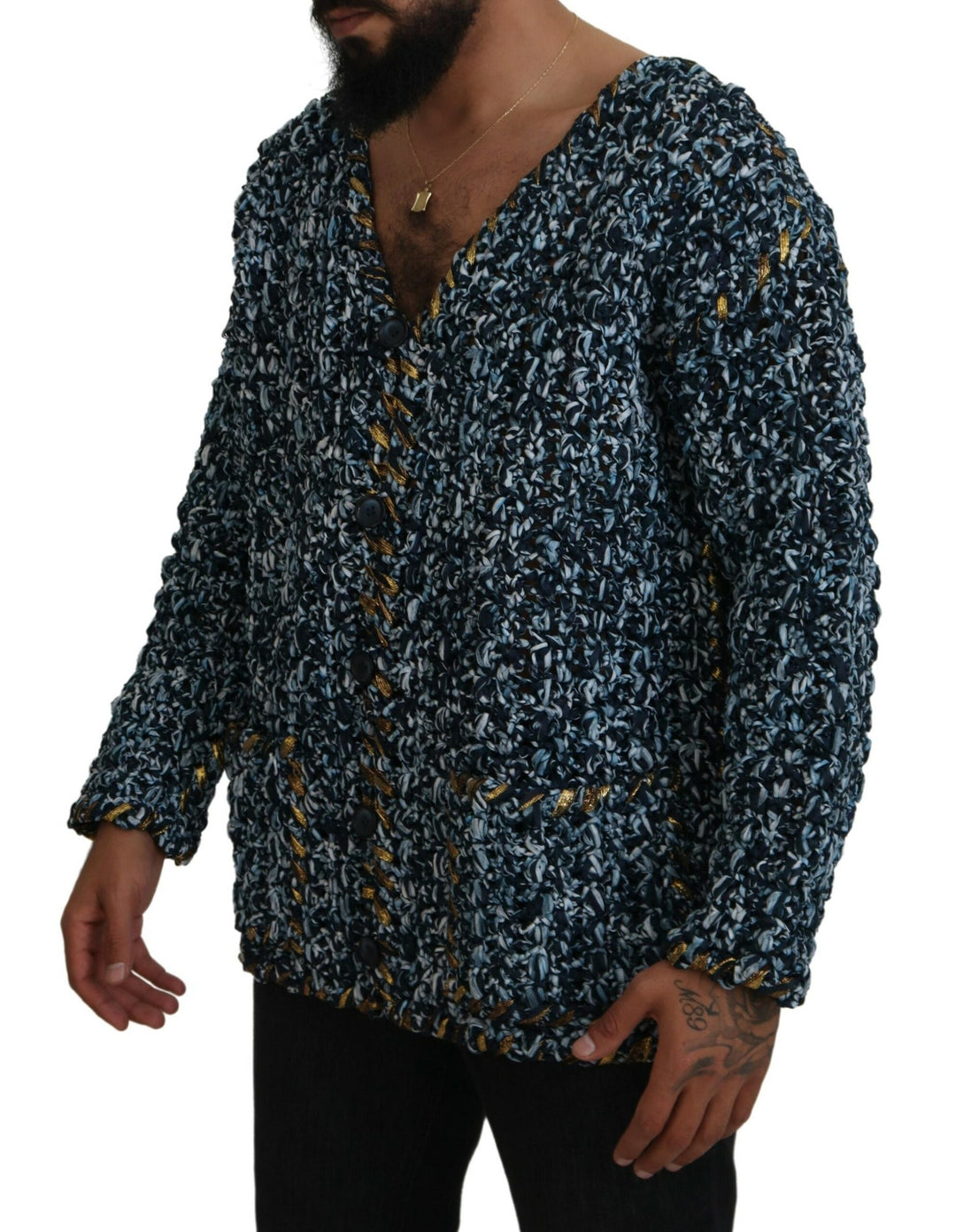 Elegant blue knitted sweater with V-neck