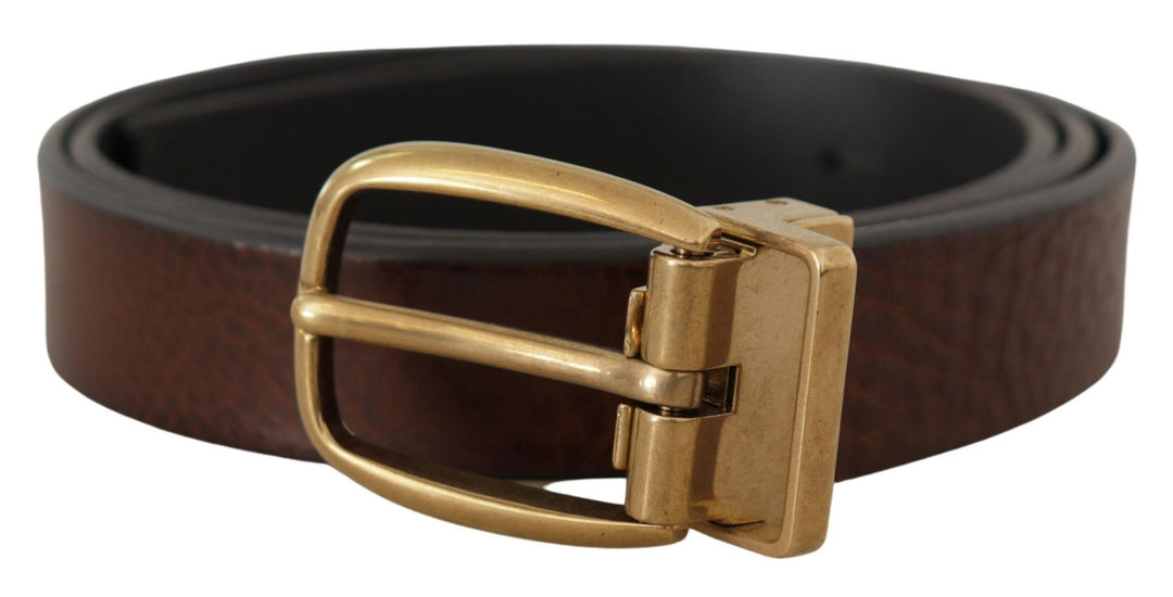 Elegant brown leather belt with logo buckle