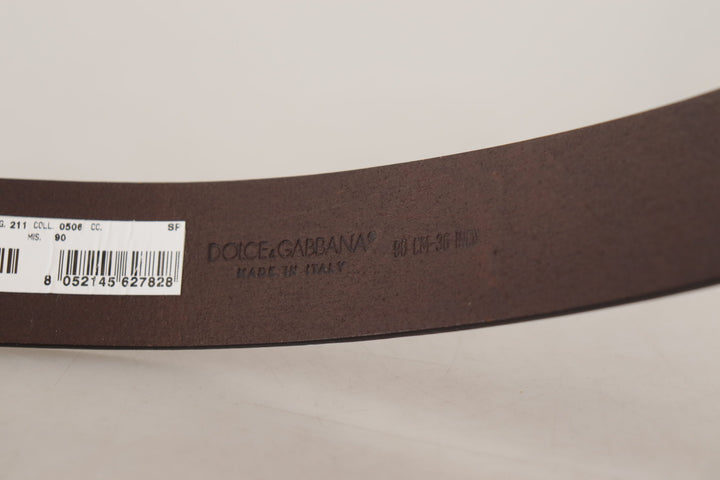 Elegant dark brown leather belt